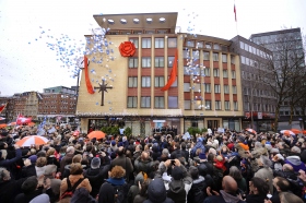 Op 21 januari 2012, vierde de Scientology Kerk Hamburg de opening van hun volledig gerenoveerde gebouw aan de Domstrasse 9 in Altstadt, het historische centrum van Hamburg.