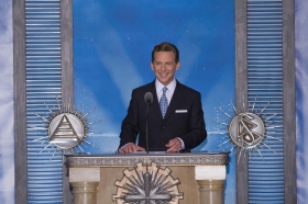 Dhr. David Miscavige, Voorzitter van de Raad van het Religious Technology Center en kerkelijk leider van de Scientology religie, leidde de opening van de nieuwe Scientology Kerk & Celebrity Centre van Las Vegas.